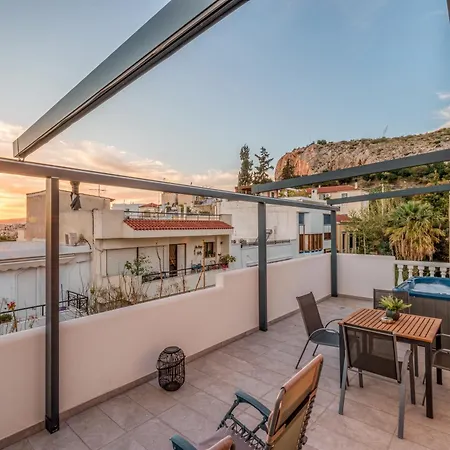 Apartment Penthouse With Hot Tub In *